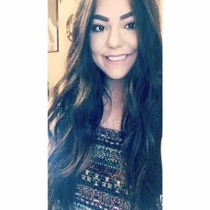 Meet your Posher, Carly